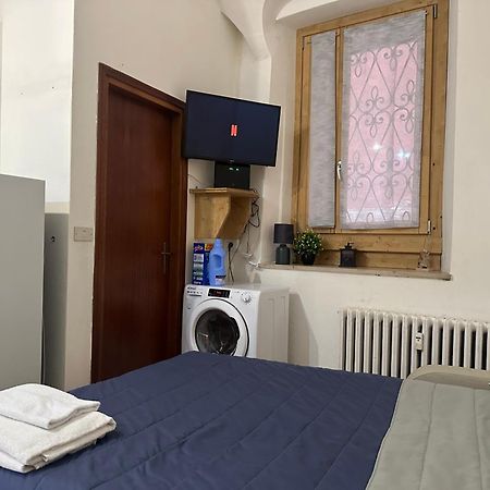 Flat In City Centre Tirano - 10 Minutes From Bernina Express Exterior foto